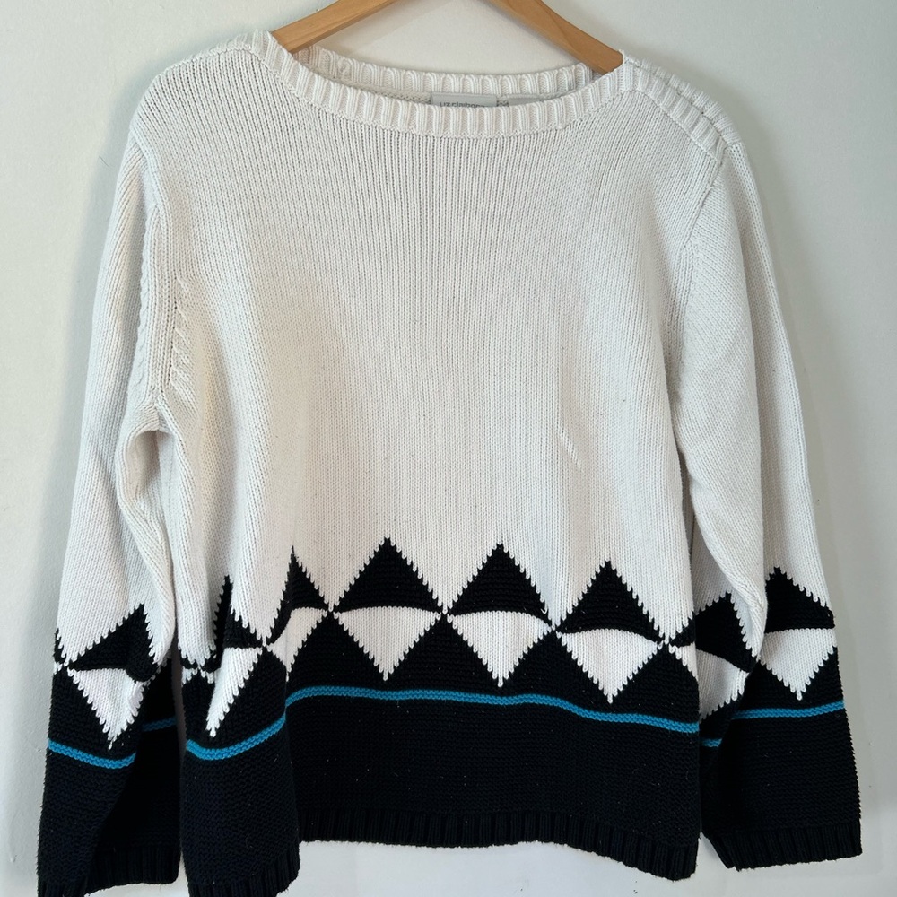 Liz Claiborne Black and White Geometric Sweater